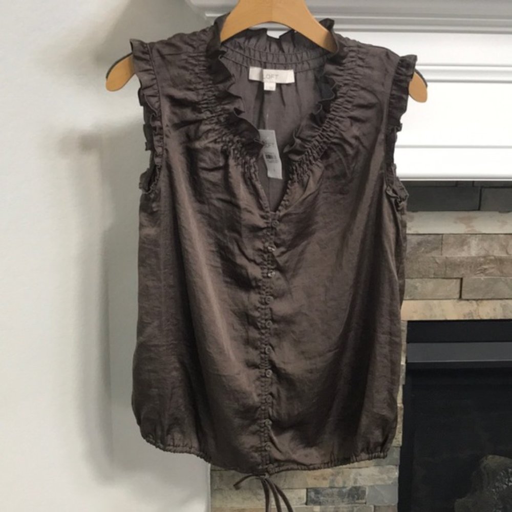 Women’s LOFT Shirt Top Size Small